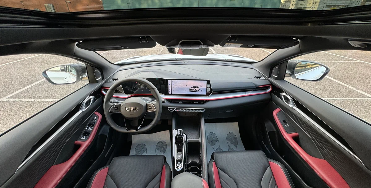 Geely Coolray 2025
